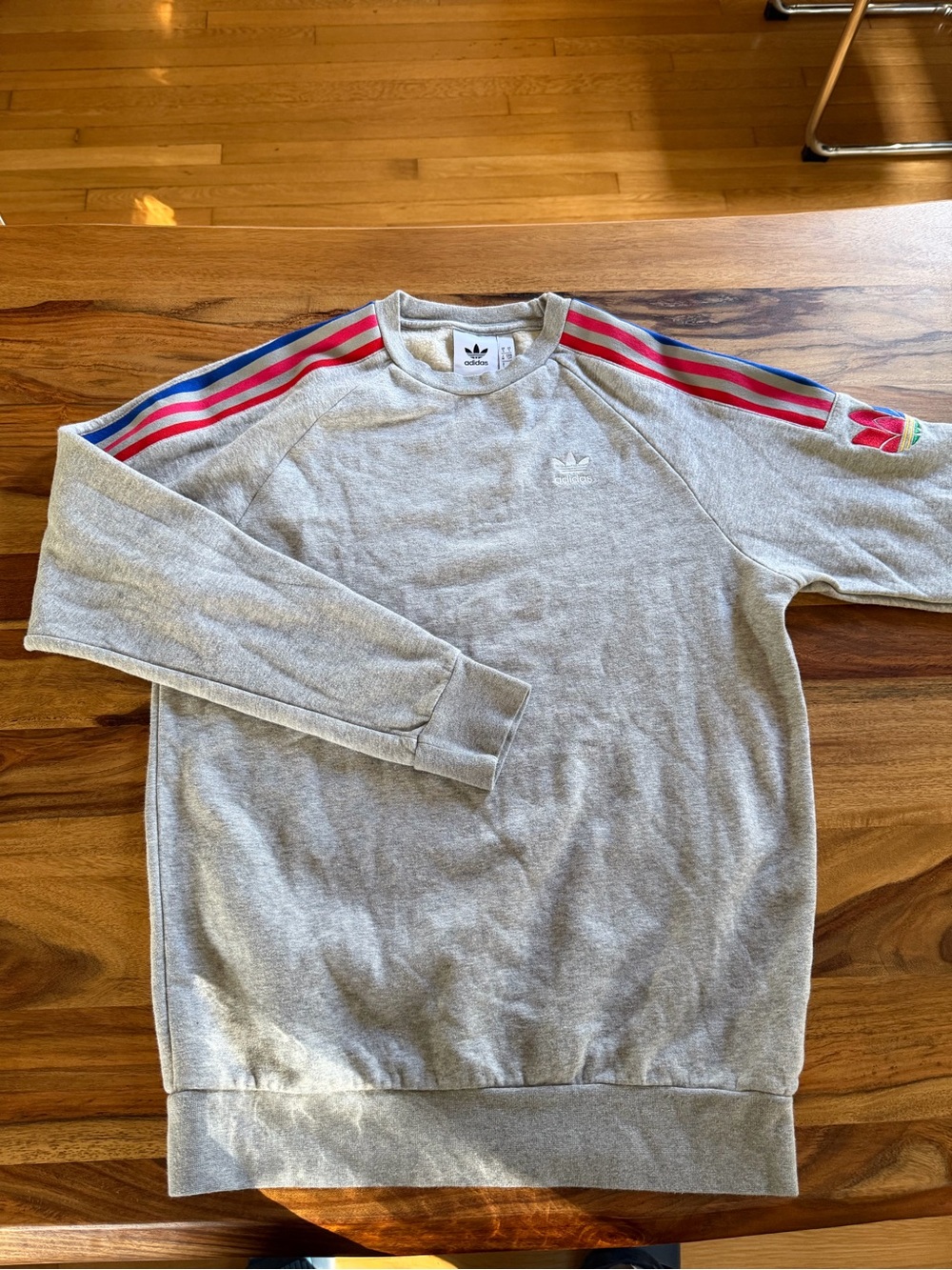 adidas Light Gray Crewneck Sweatshirt with Red & Blue Shoulder Stripes